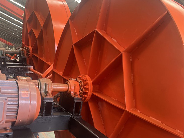 造粒機(jī)細(xì)節(jié).jpg 造粒機(jī)細(xì)節(jié).jpg